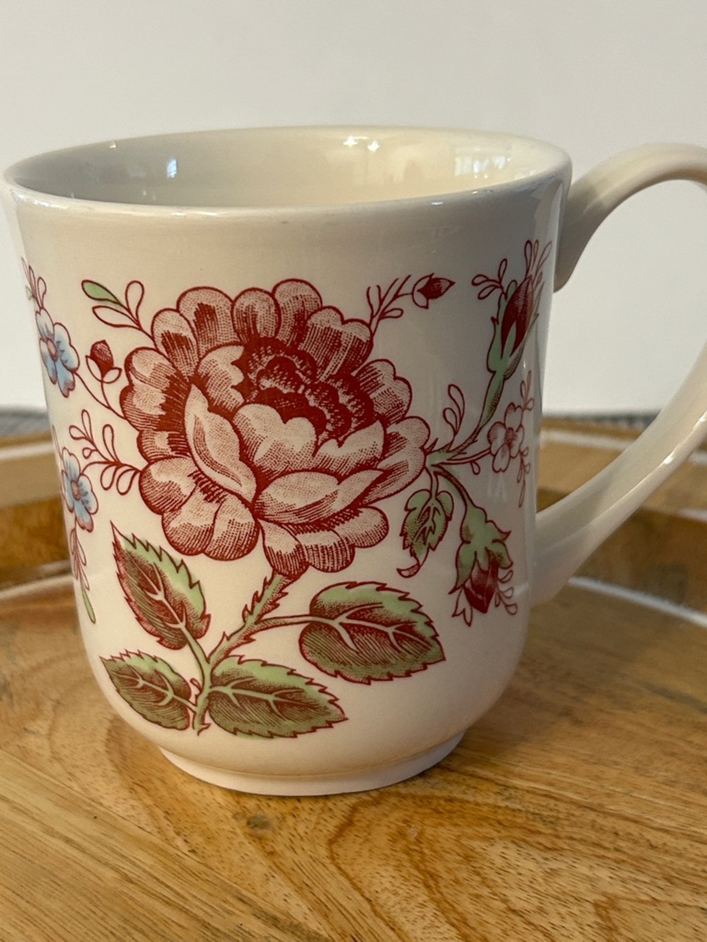 Vintage Johnson bros rose chintz Ceramic Coffee Mug Cream with Red Roses
